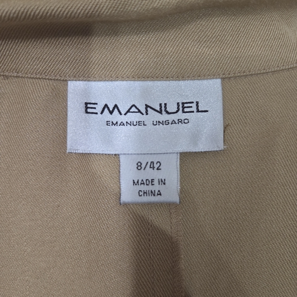 Emanuel Ungaro 100% Silk Tan Blazer with Zipper Pockets Size 8 - Picture 9 of 13
